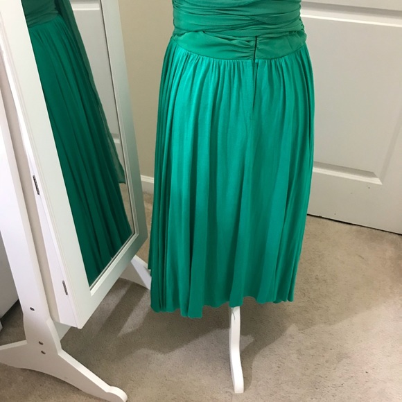 Halter Perfection - Picture 3 of 4